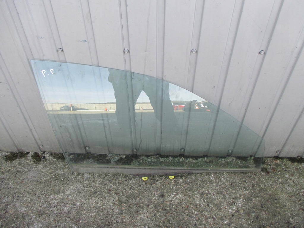 фото №1, Lancer vii 03-08 стекло правый перед