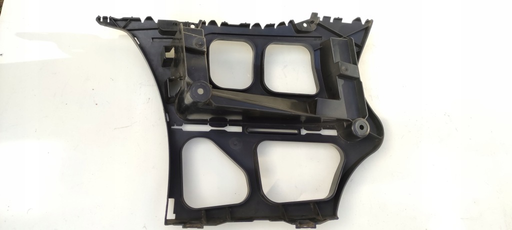 фото №6, Bmw 3 e91 lift kombi напрямна бампера правий лівий задня задній