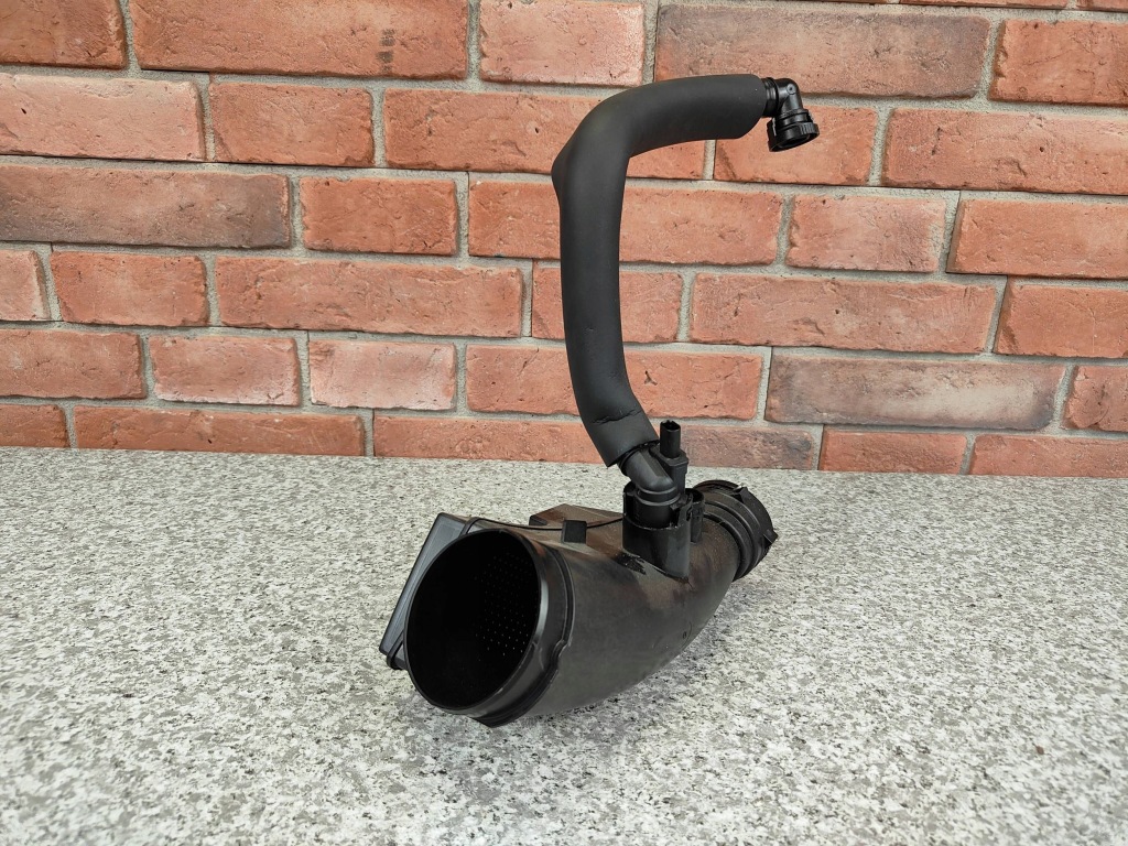 фото №6, Bmw g01 g30 g02 g05 g06 шланг труба повітрозабірник повітря резонатор 8663614