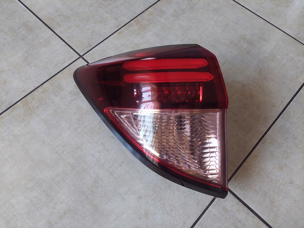 фото №1, Лампа - левый задняя - led - honda hr-v ii - 2015