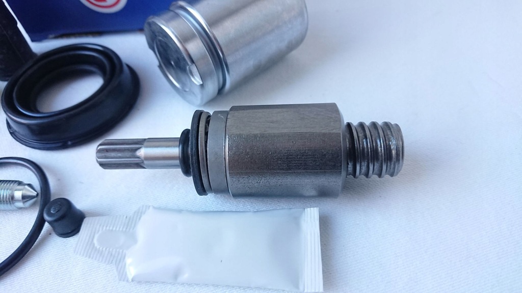 фото №11, Набір napr. супорт ham. skoda t. karoq