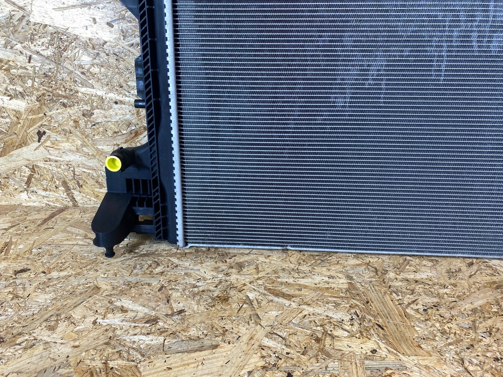 фото №9, Радіатор wody mercedes w177 w247 x247 w118 a2475003800