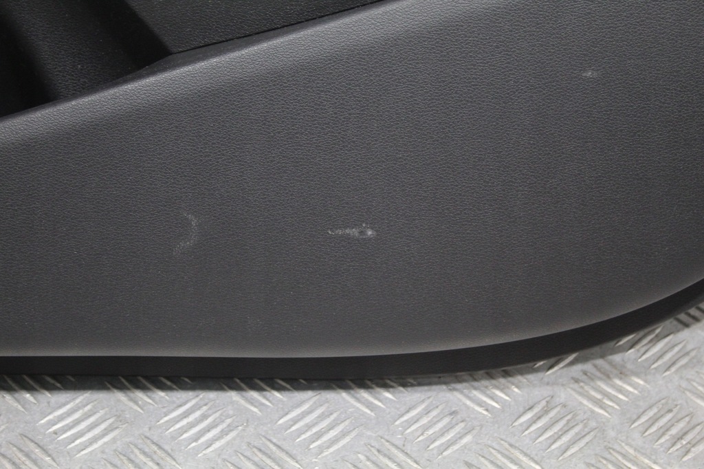 фото №7, Обшивка дверь правый перед hyundai kona lift