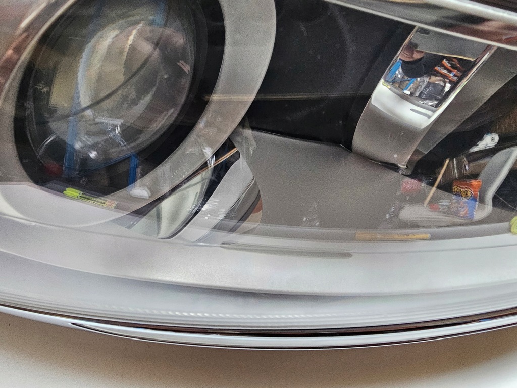 фото №5, Лампа правая передняя lancia delta led 00518763440