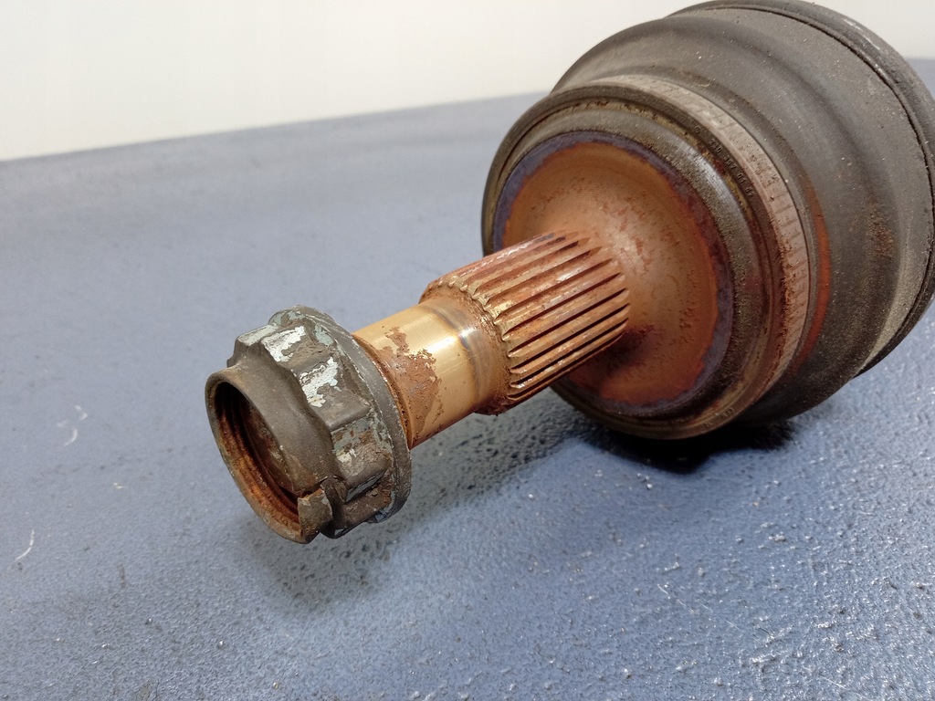 фото №2, Mercedes cl63 amg w216 привідний вал права задня задня