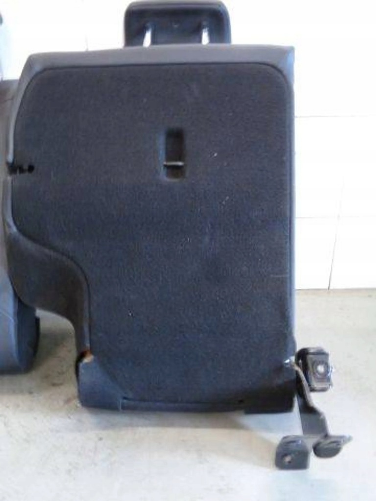 фото №10, Hyundai ix35 10 заднє сидіння напівшкіра задня задня