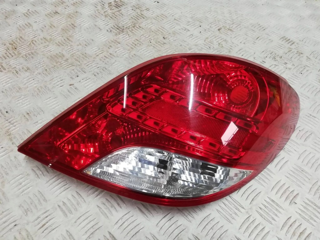 фото №1, Peugeot 207 lift лампа задня задня права