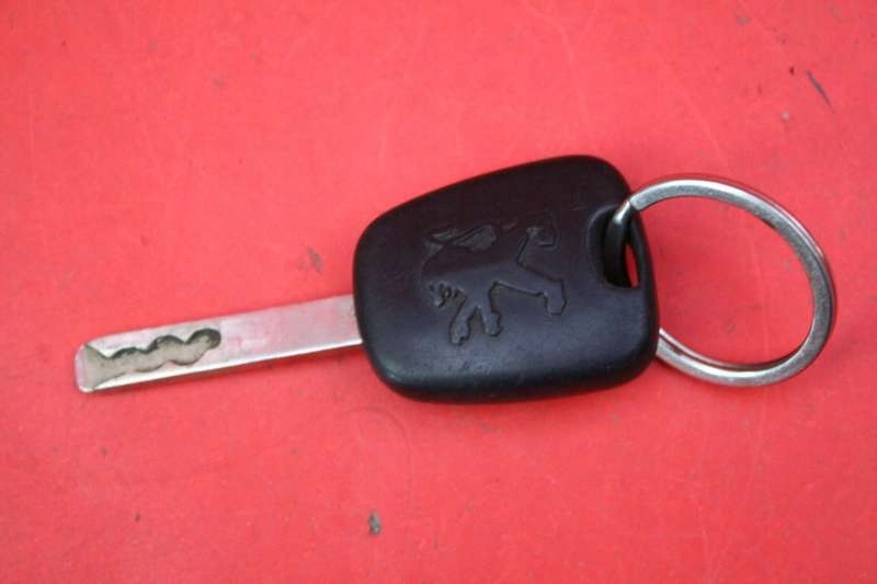 фото №11, Замок запалювання ключ 9648445180 peugeot 407 1.6 hdi 109 km 04-10