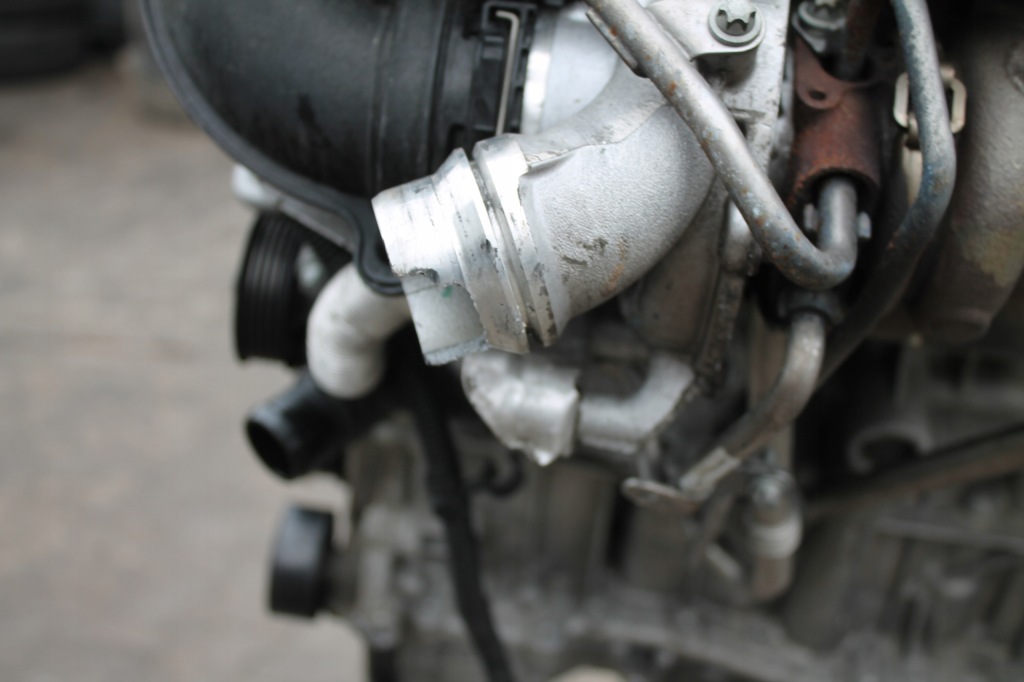 Купить Двигатель комплектный  mercedes a35amg 260920