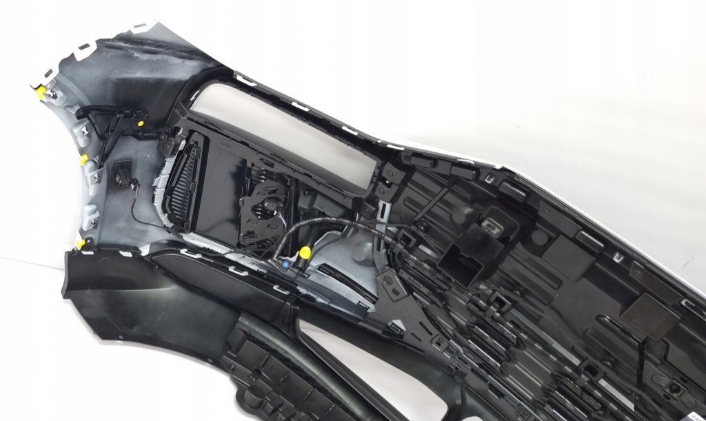 Бампер перед pdc audi q6 e-tron 85h s-line ls9r в Украине