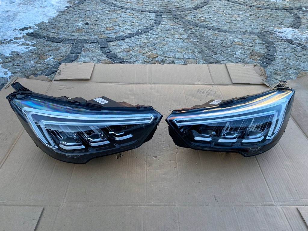 фото №1, Opel crossland x лампа права перед перетворювач jeż 39153432 оригінал