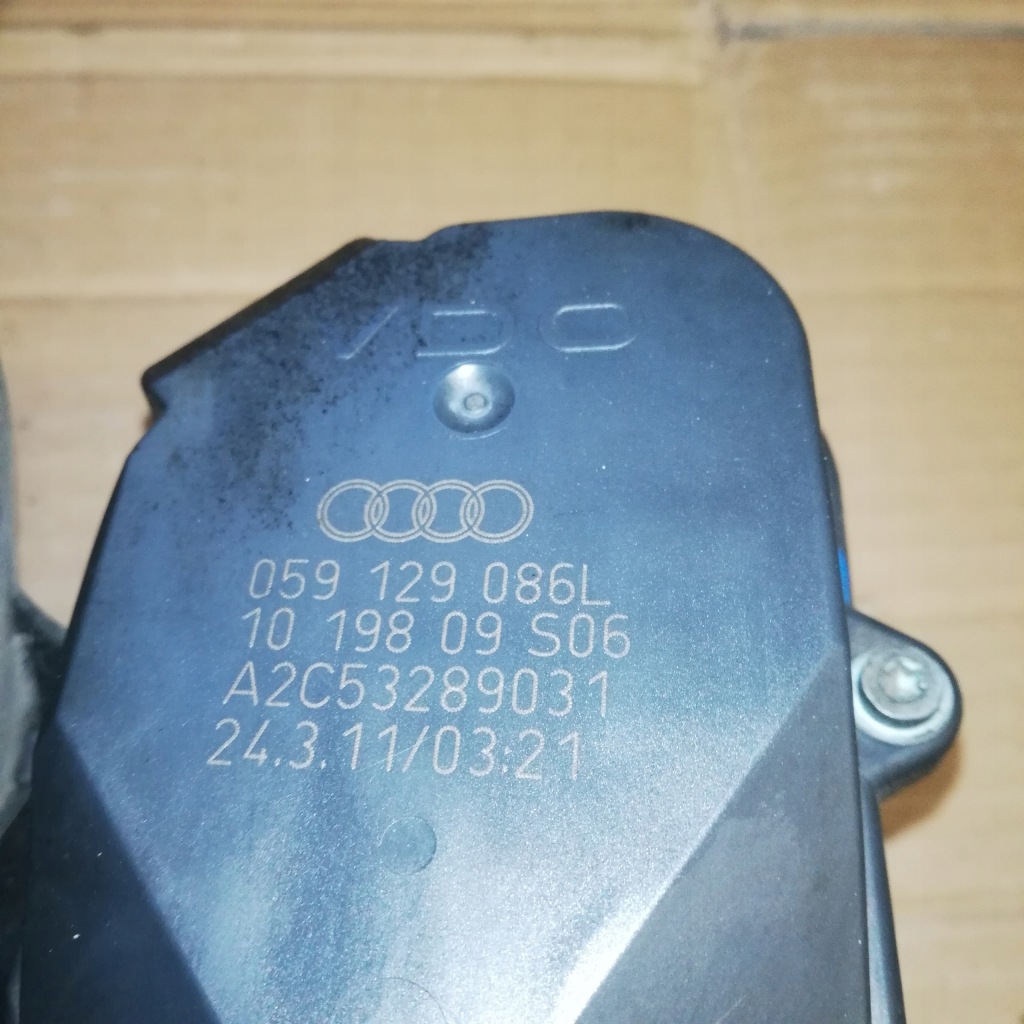 фото №10, Коллектор всасывающий 3.0 tdi 059129711ch, 059129712bn