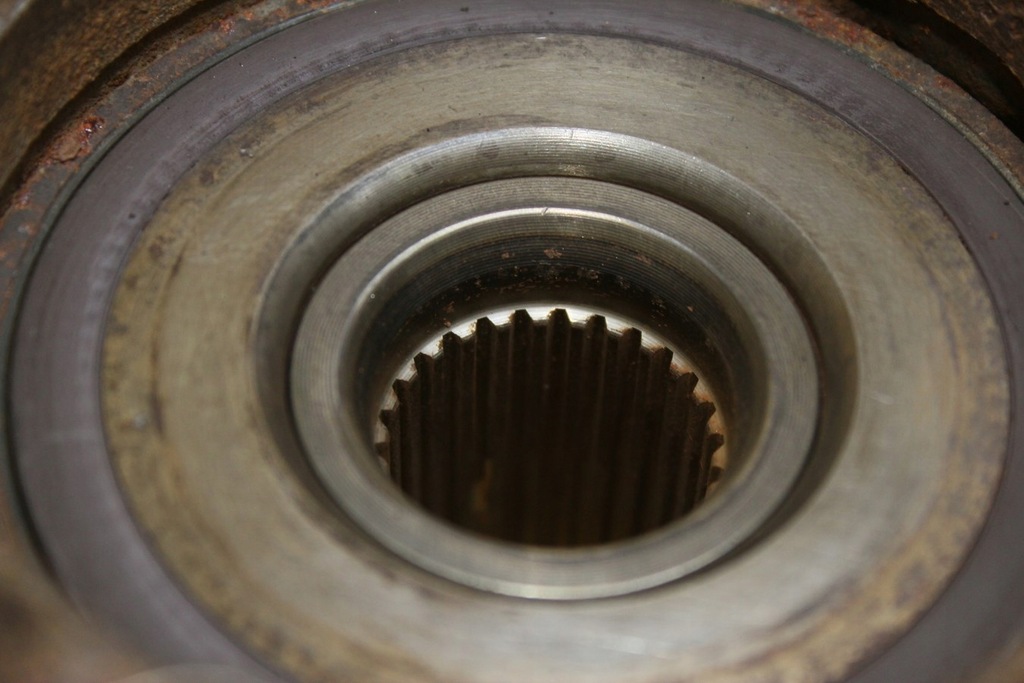 фото №9, Поворотний кулак лівий перед auris i 1.4 vvti