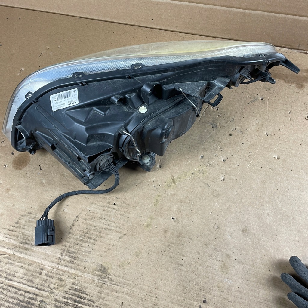 фото №8, Volvo xc60 i 08-13 ксенон 30763136 лампа передня перед права + кронштейн