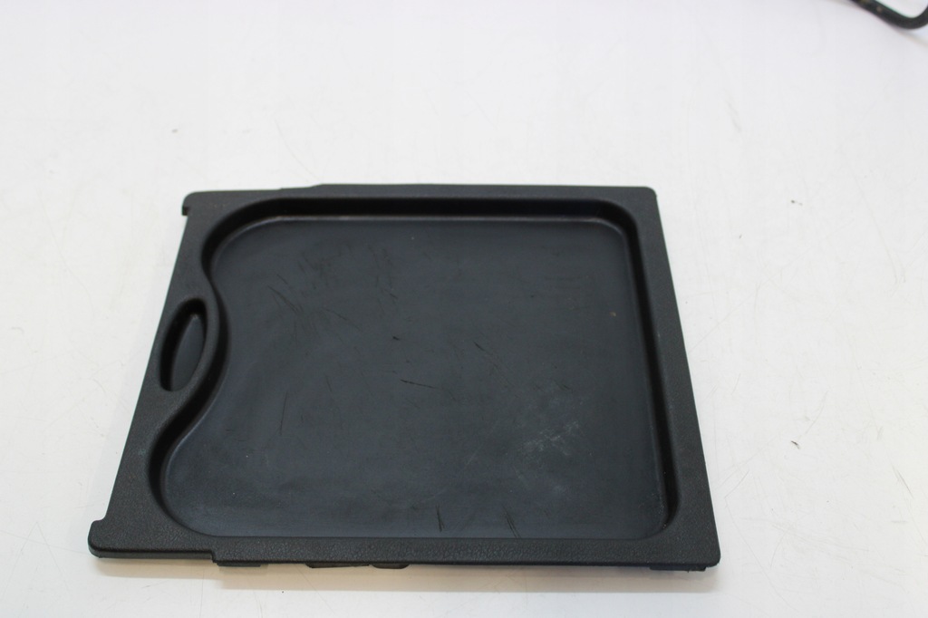 фото №1, Mercedes actros mp4 лоток кришка stolik