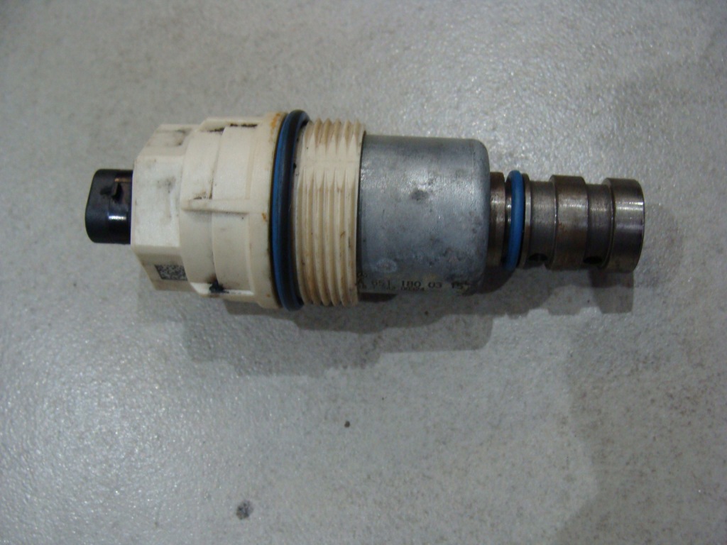 фото №1, Датчик клапан масла mercedes sprinter w906 2.2 cdi a6511800315