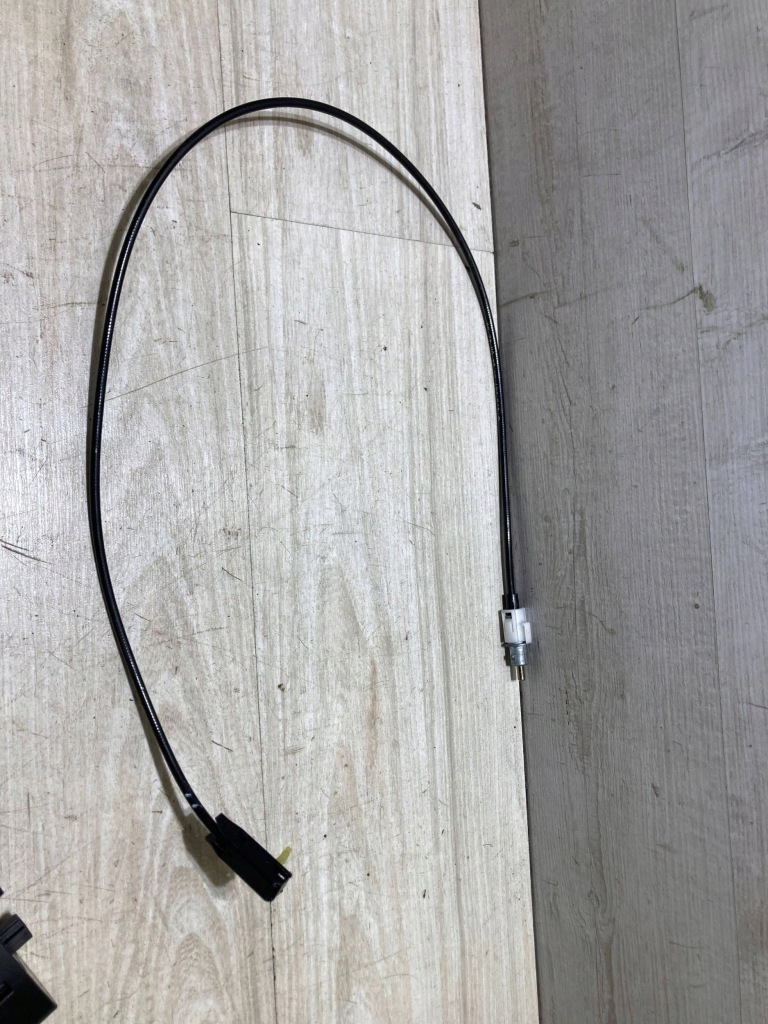 Купити Mercedes-benz cls c219 2009 трос замка запалювання