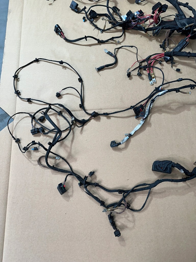 Жгут отсек двигателя, электропроводка под капот mercedes b klasa w247 m европа Недорого
