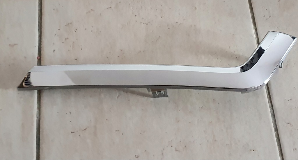 фото №1, Toyota hilux 2020 lift хром правый перед 53124yp050