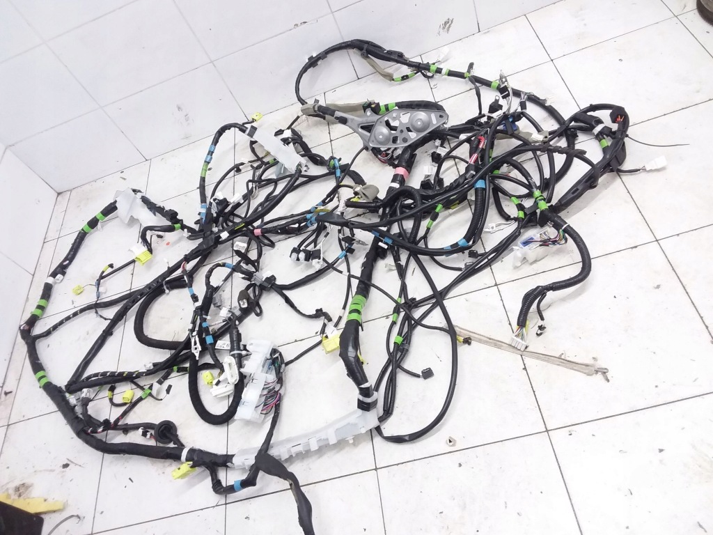 Купить 2019 lexus rx 450h жгут электрическая 8216148y40