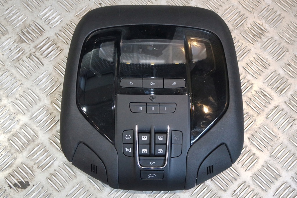 фото №4, Потолок панорама maserati levante