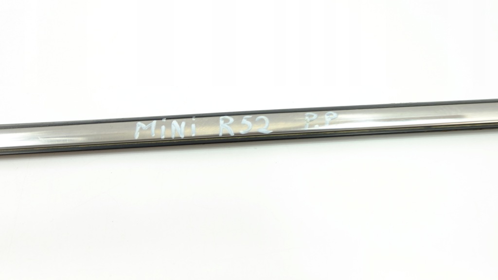 фото №2, Mini cooper r52 молдинг уплотнитель дверь правый перед