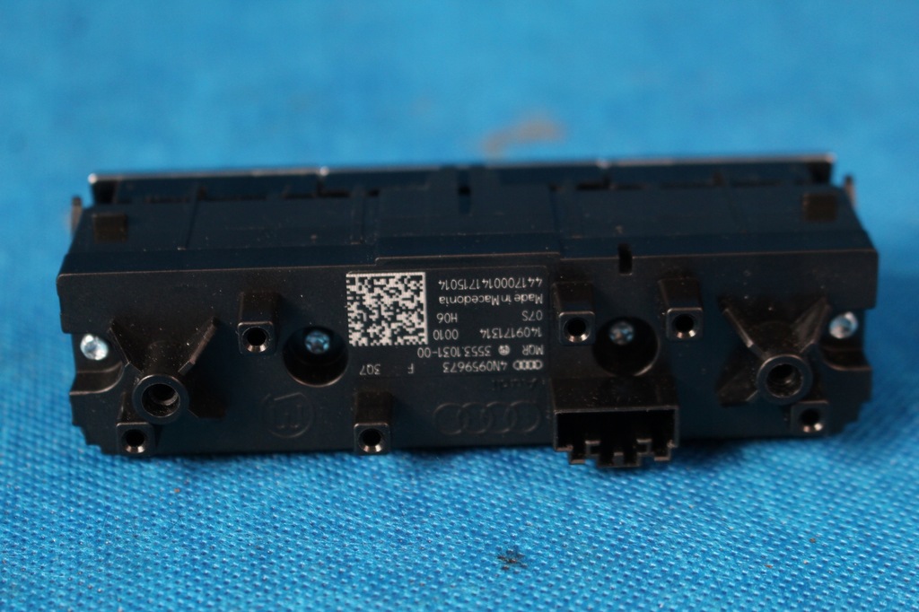 фото №9, Audi a8 d5 4n перемикач камера панель перемикачів 2018r 4n0959673f