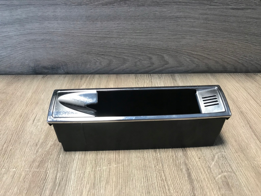 фото №1, Попільничка правий задня audi a8 d4 long 0423.321