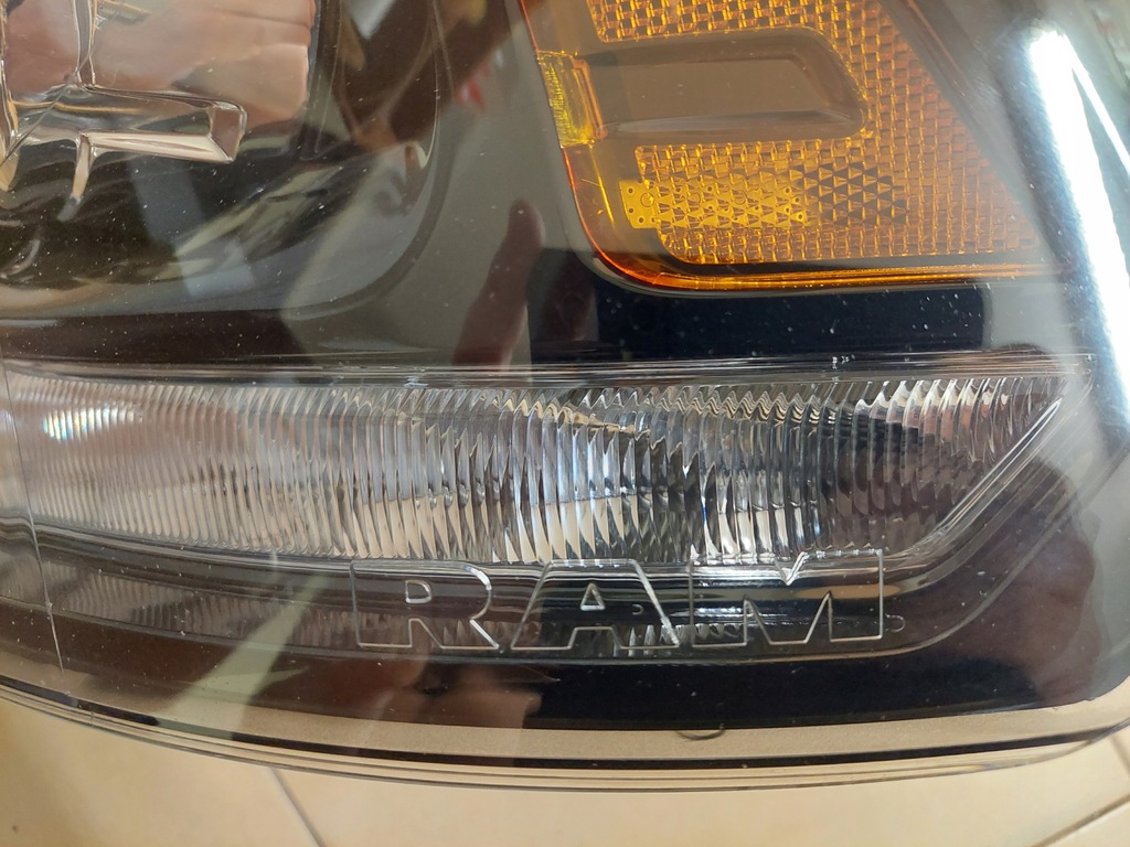 фото №2, Dodge ram левая