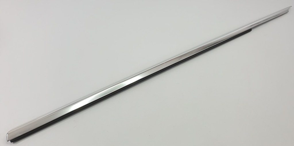 фото №4, Молдинг хром крила правий задня mercedes w207 coupe