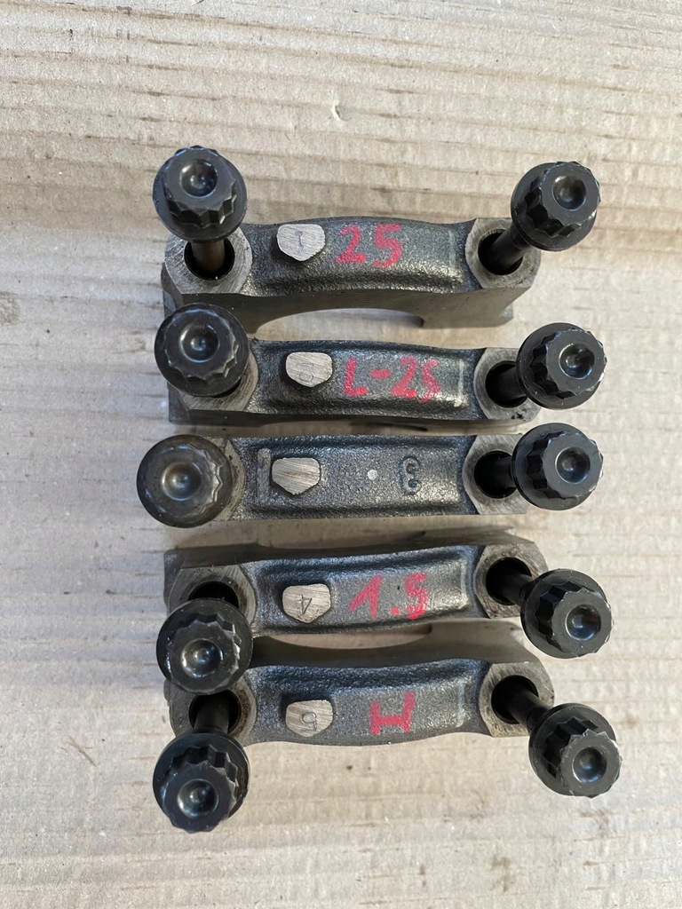 фото №12, Toyota 1.5 hybirid 1nz катушка датчик маслоприёмник поршень шатун малый пробег