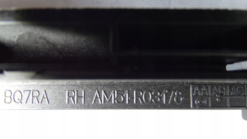 фото №8, Ford c-max молдинг стекло лобовое am51-r03179-aa левая am51-r03178-aa правая