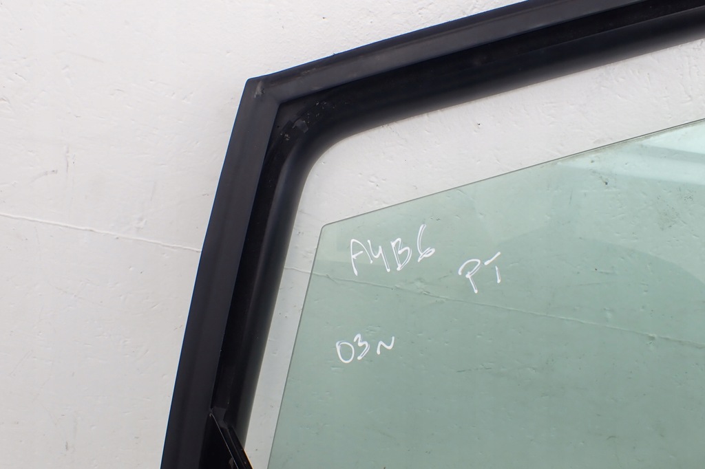 фото №6, Audi a4 b6 рамка с стекло дверь прокладка правый задняя задняя правый