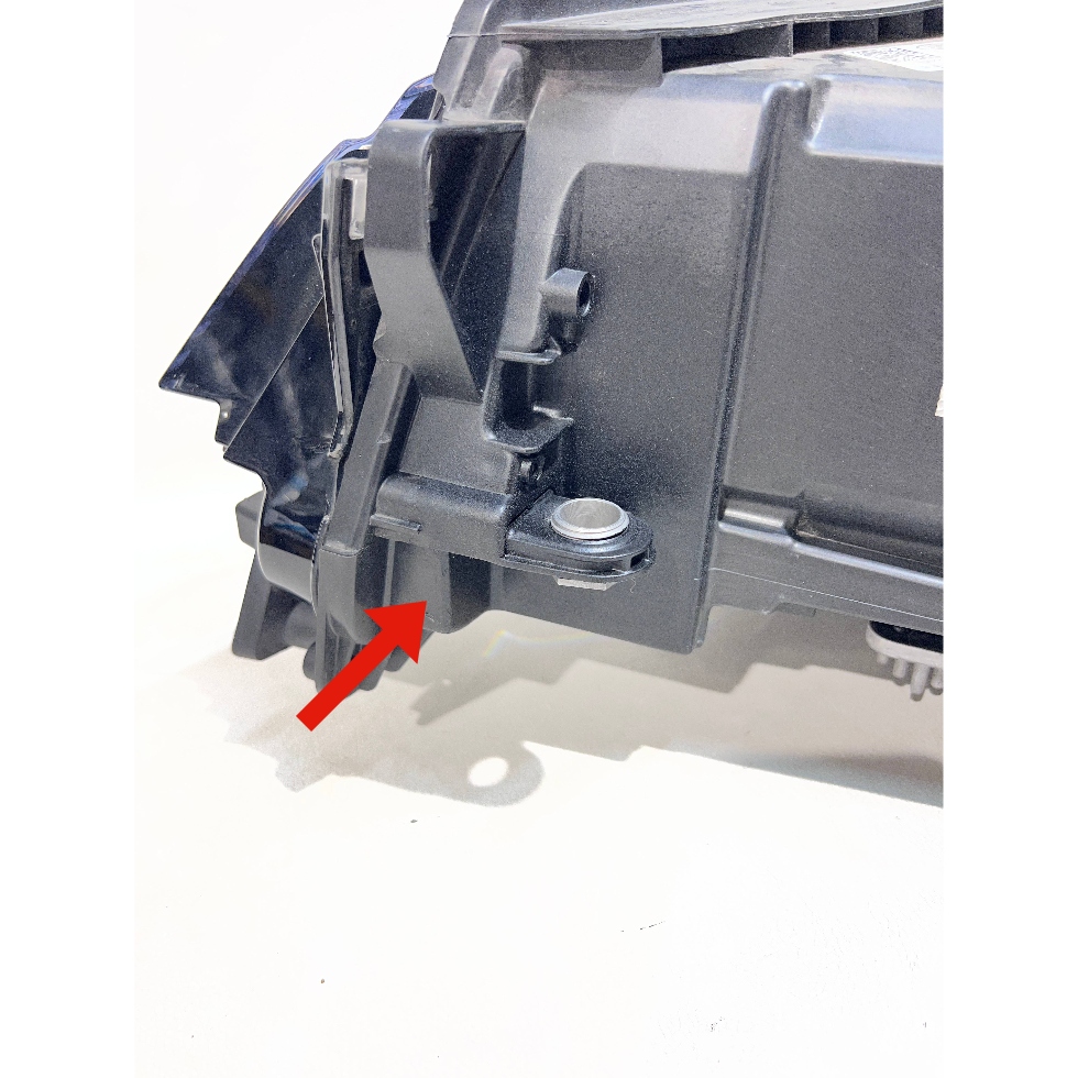 Фара перед передняя правый  land rover discovery sport l550 рестайлинг  19- mk72-13 в Украине