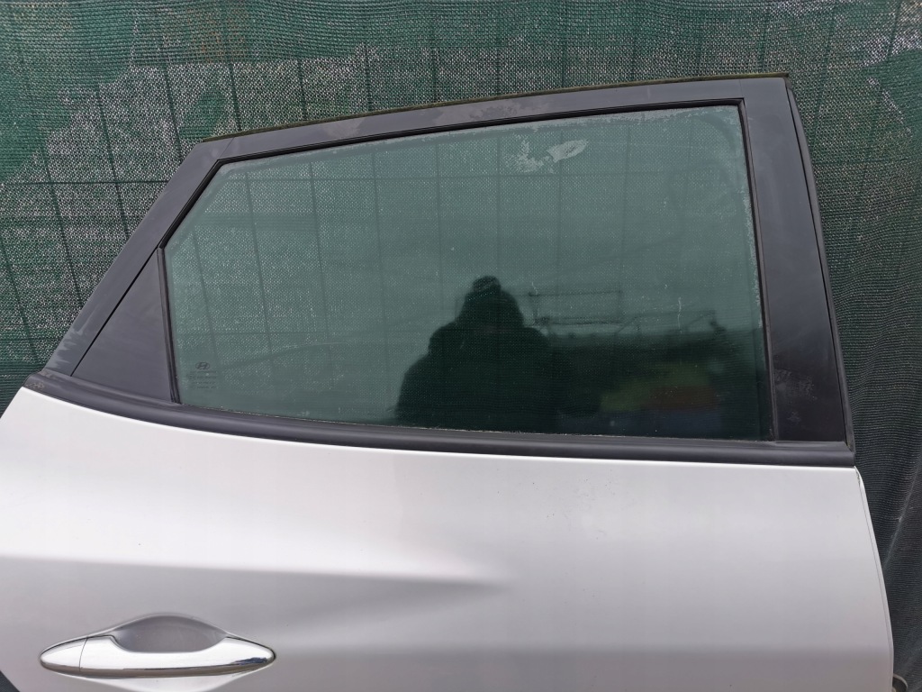 фото №2, Hyundai ix35 двері праве правий задня 9s