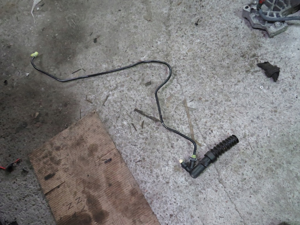 фото №1, Циліндр зчеплення 9812976180 citroen ds7 ds 7