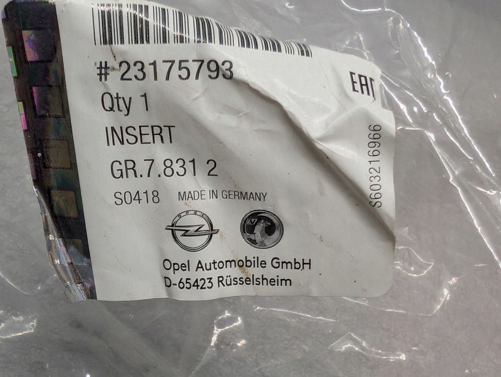 Купить Opel insignia a рестайлинг  22787050 решётка бампера правый  перед новая оригинал