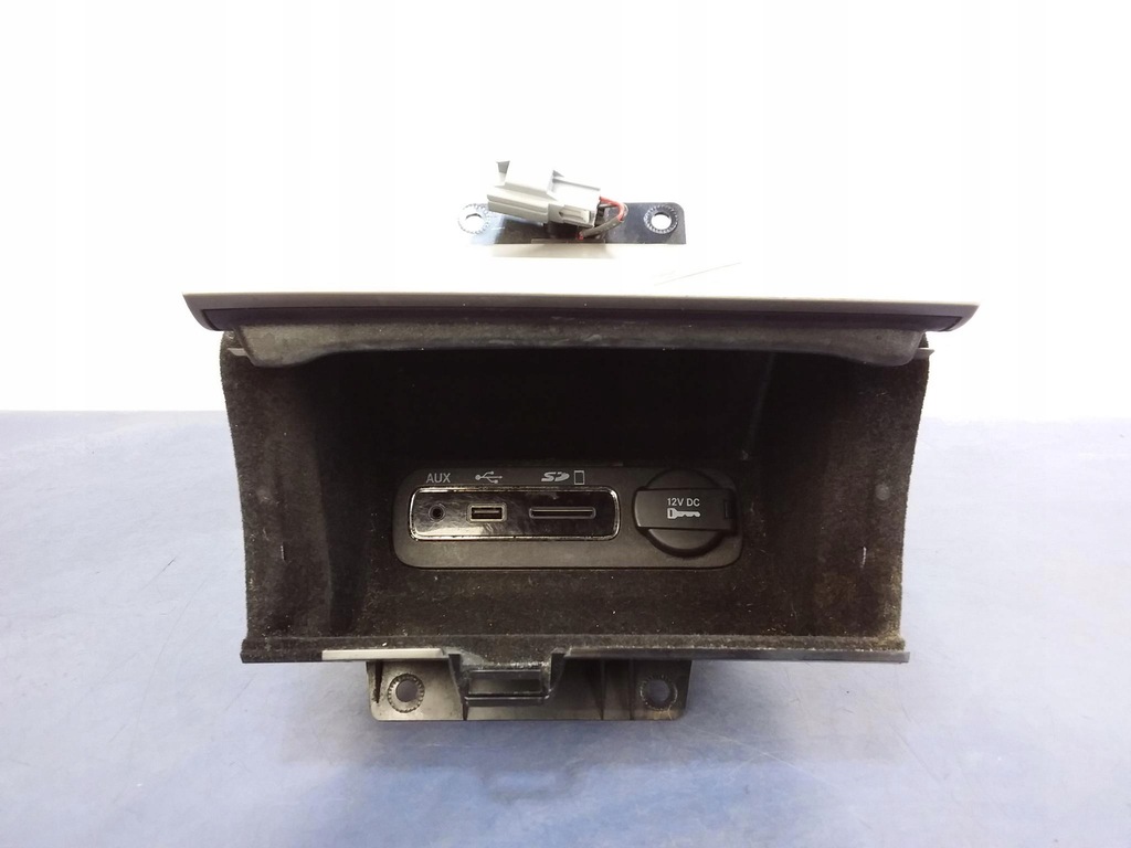 фото №4, Jeep grand cherokee wk2 lift бардачок консолі