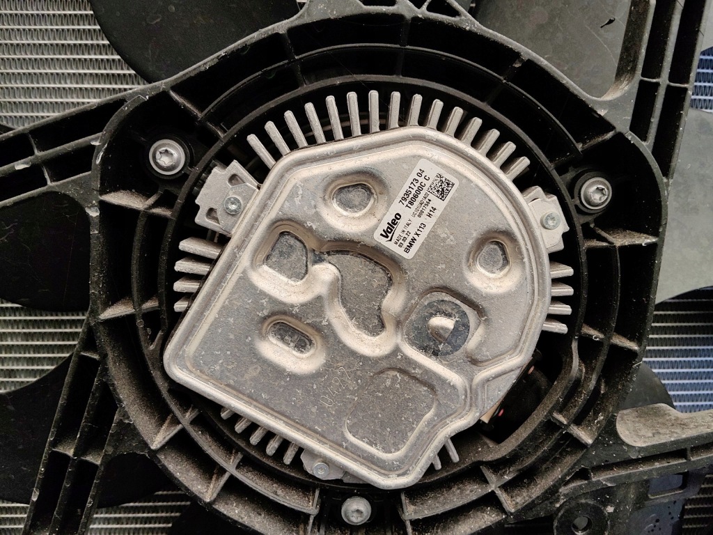 Радіатор комплект вентилятор bmw i4 g26 edrive40 grand купе 9886712 152723 Доставка