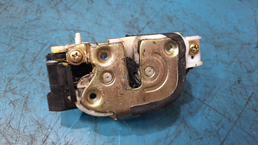 фото №1, Замок двері правий задня mitsubishi outlander i 03-06