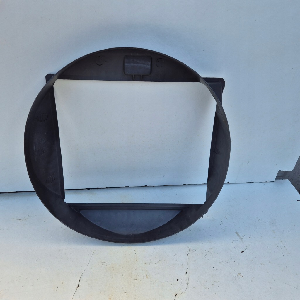 Купить 2015050755 корпус накладка вентилятора радиатора mercedes