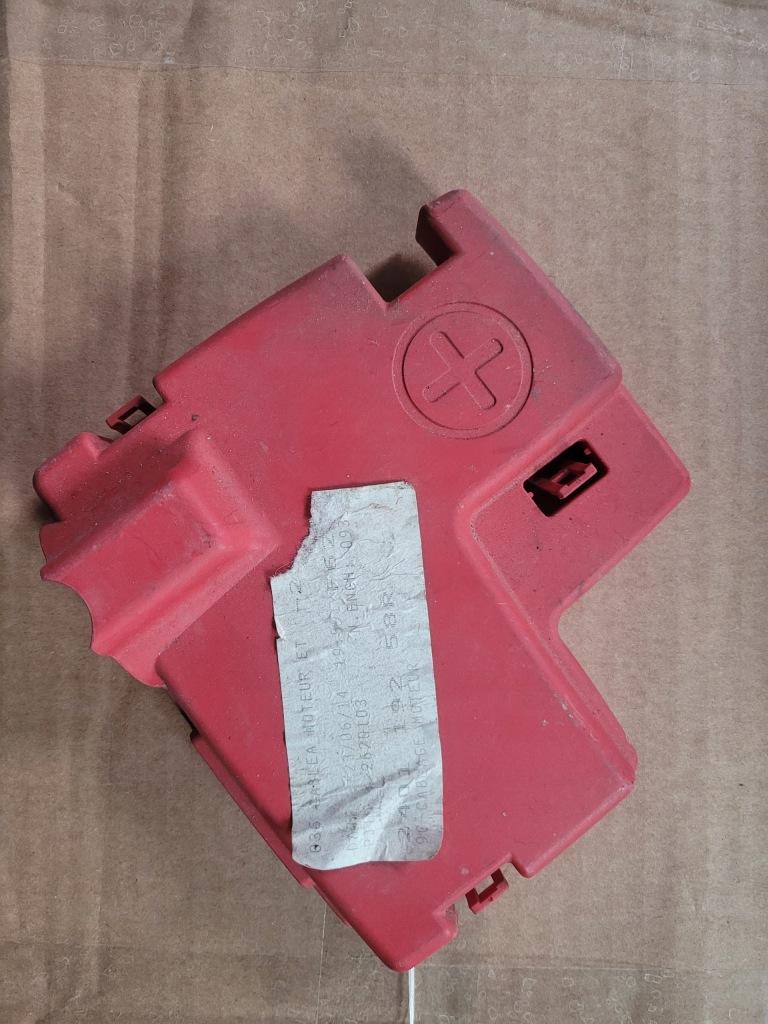 фото №1, Защита клеммы плюсовой renault master iii