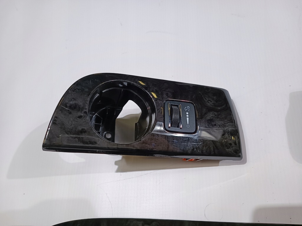 фото №5, Накладки декоры konosoli панели dodge durango 2014 -