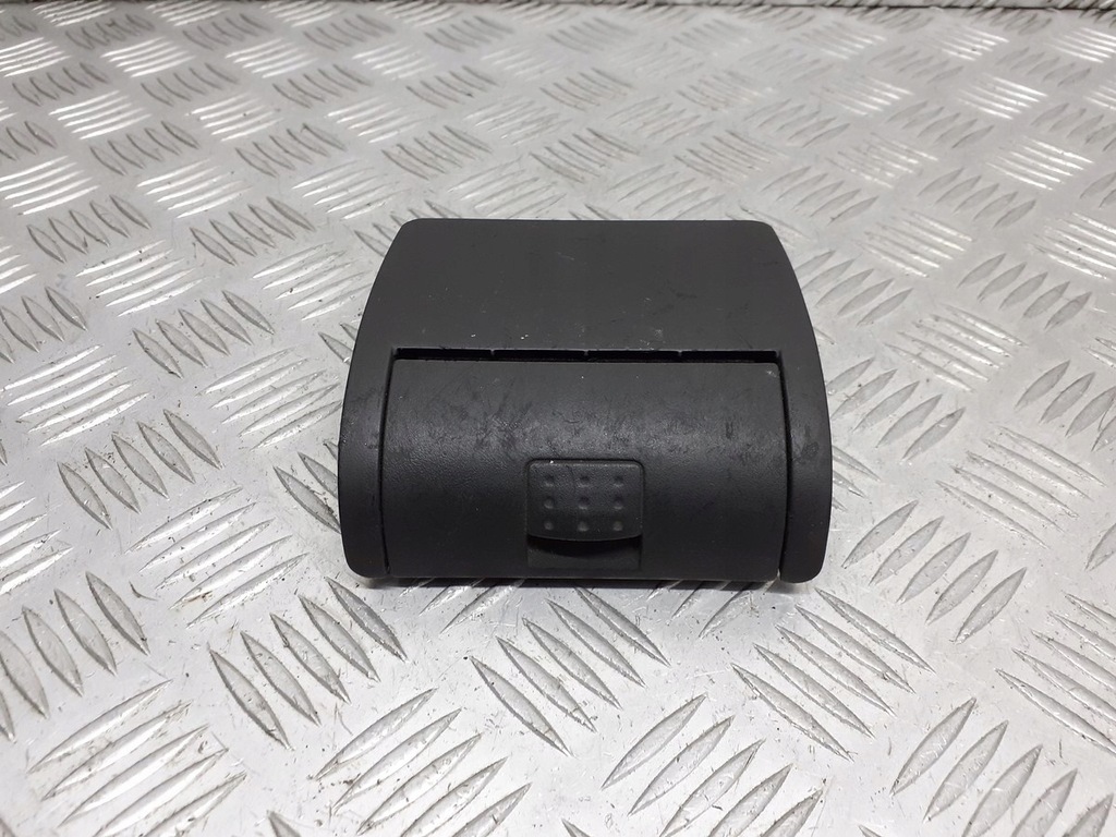 фото №1, Пепельница opel corsa c