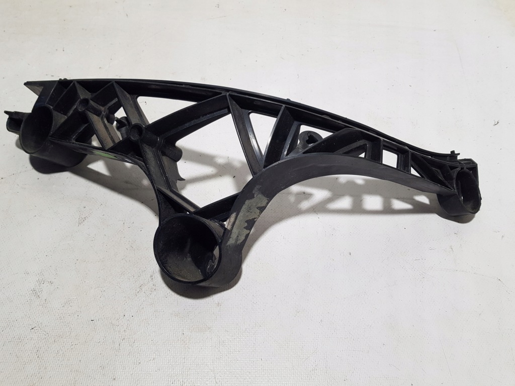 Купить Направляющая кронштейн бампера правый задний  a1728850665 mercedes slk r172