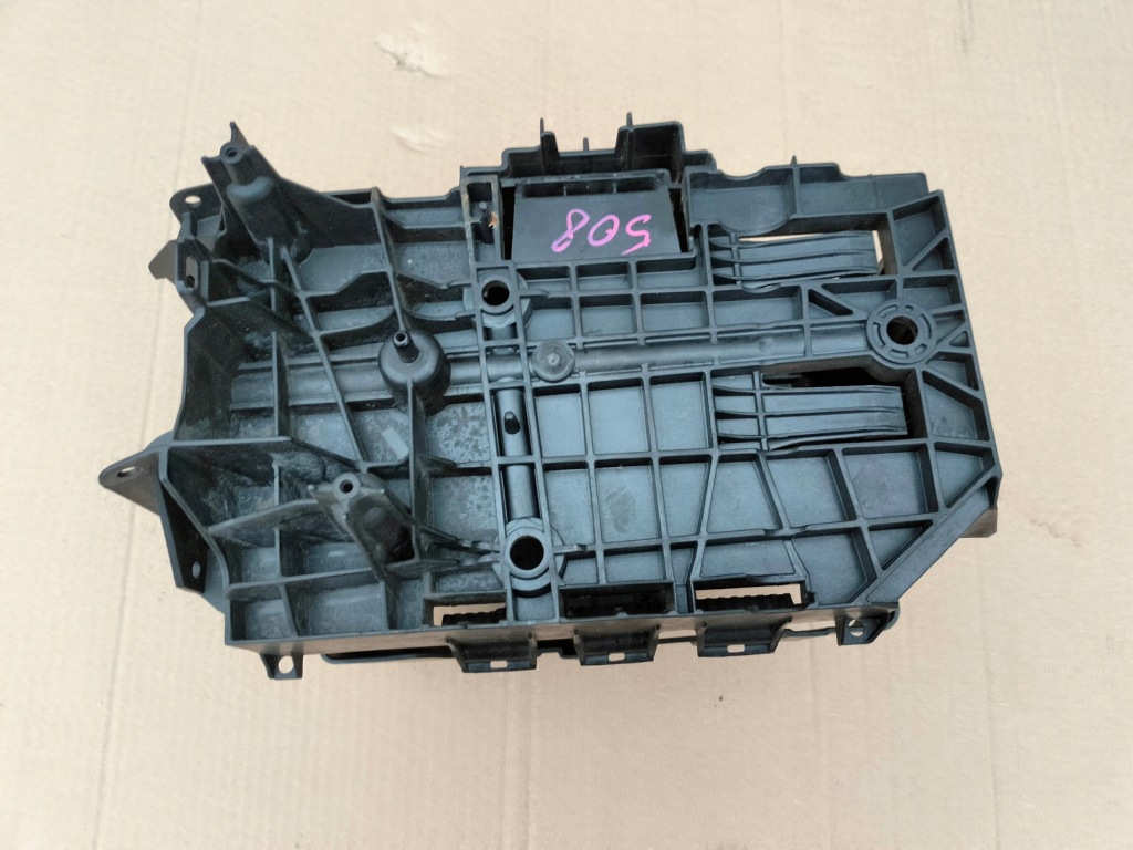 Peugeot 508 rxh корпус аккумулятор Оригинал