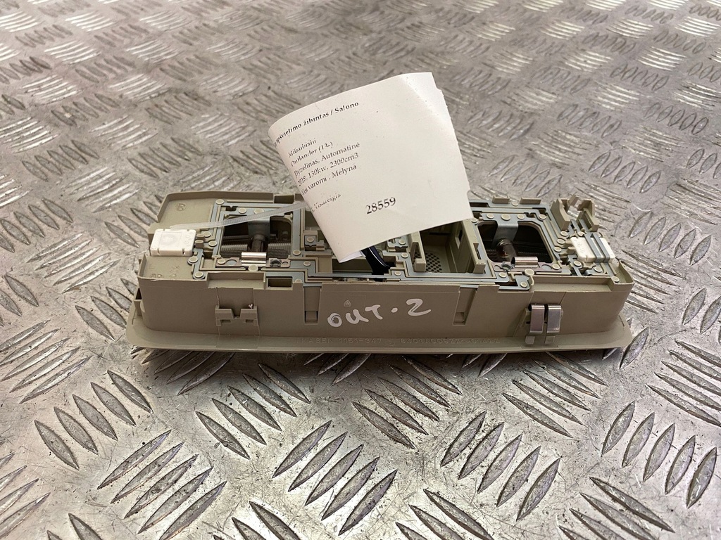 фото №8, Mitsubishi outlander 2018 свет сиденье передний 8401a009