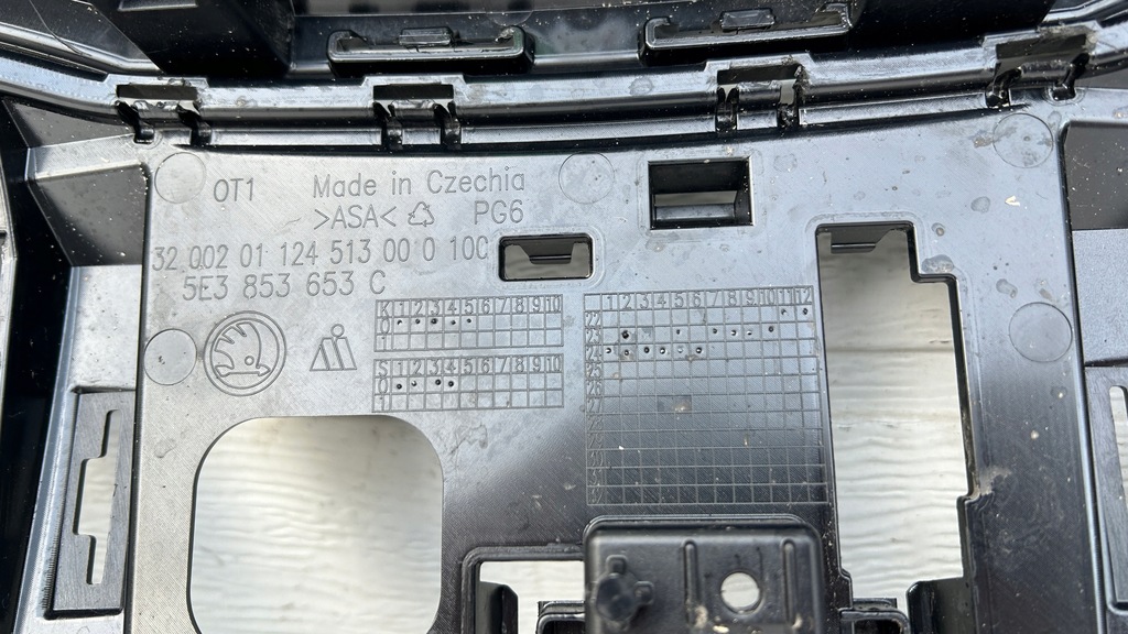 фото №7, Решітка радіатора решітка радіатора бампера skoda octavia iv lift 5e3853653c