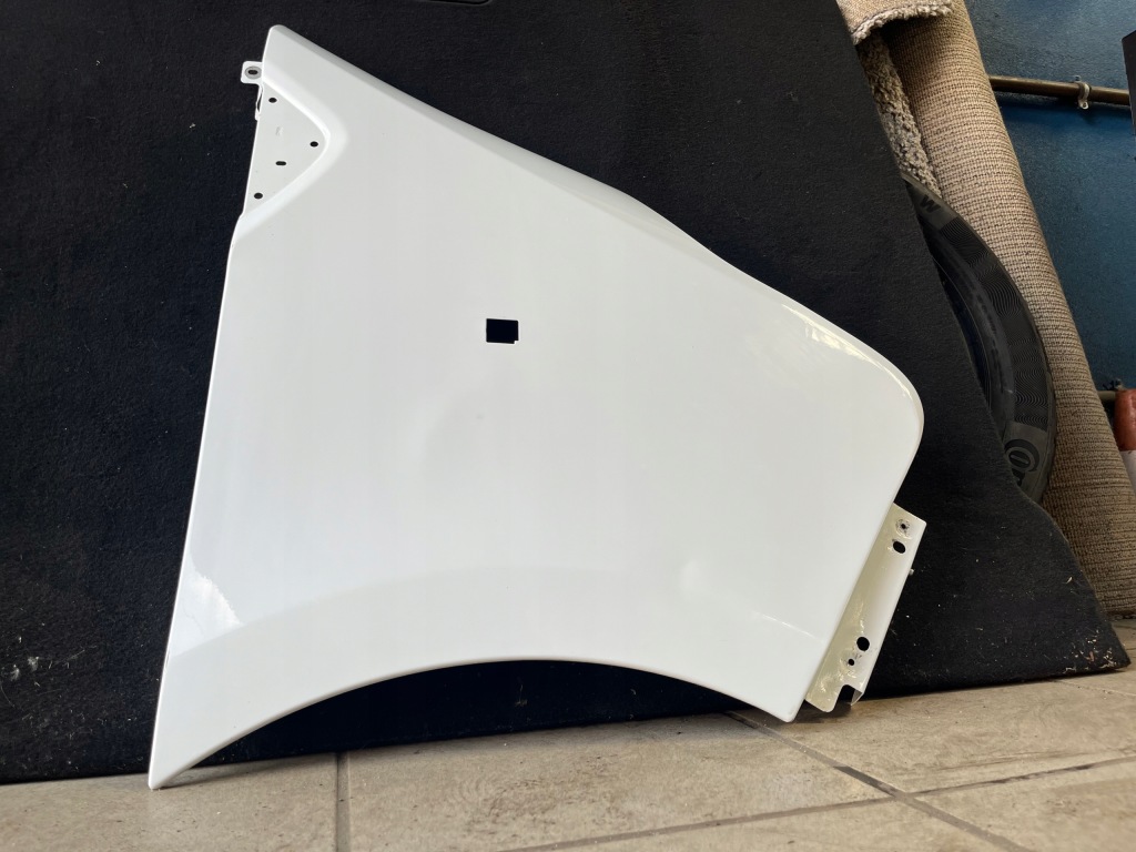 Крыло  правый  передний vivaro b talento trafic 3 Недорого