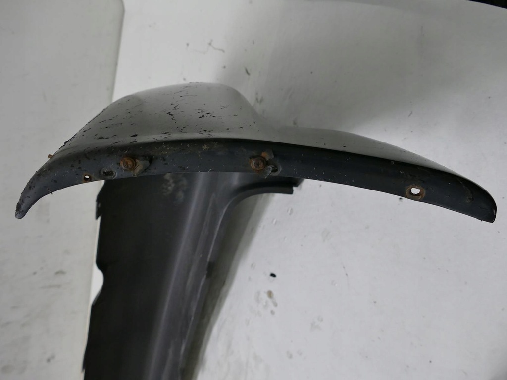 фото №15, Chrysler voyager iii бампер задняя задний чёрный